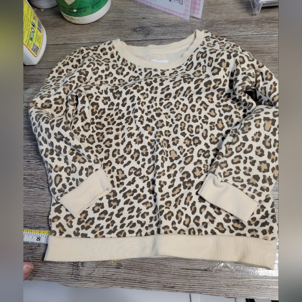 Grayson Mini NWOT Girls Leopard Print Sweatshirt Size 5T